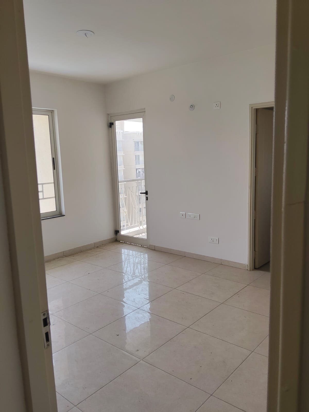 1356 square feet, JDA, North, 3 BHK Flat is available for sale at Jagatpura — photo 1