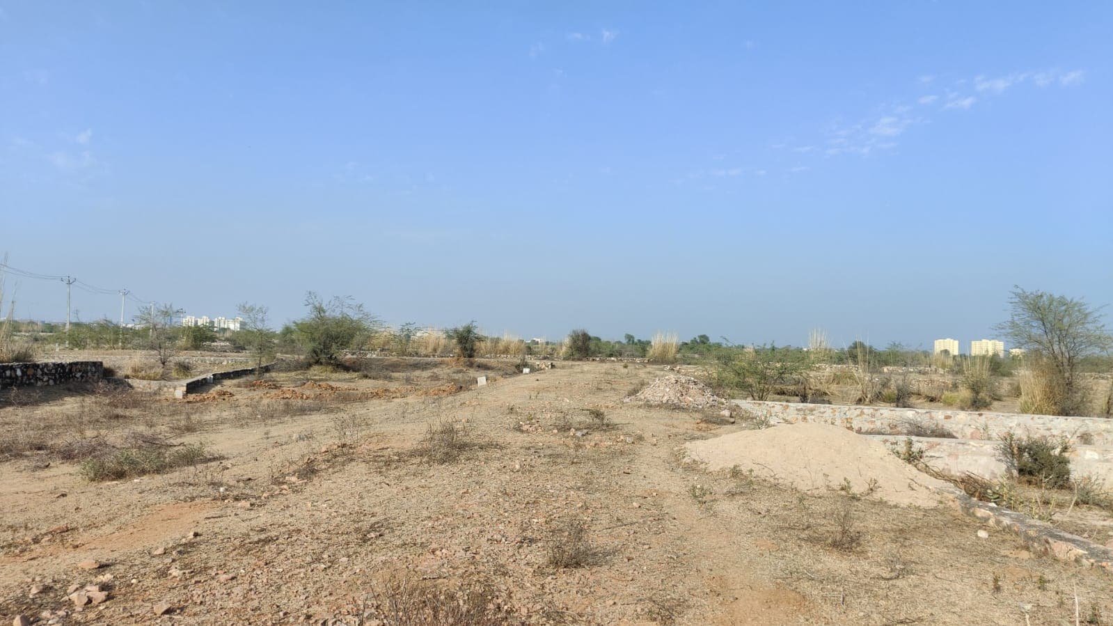 355 square yard, JDA, East, Residential plot is  available for sale at Jagatpura — photo 1