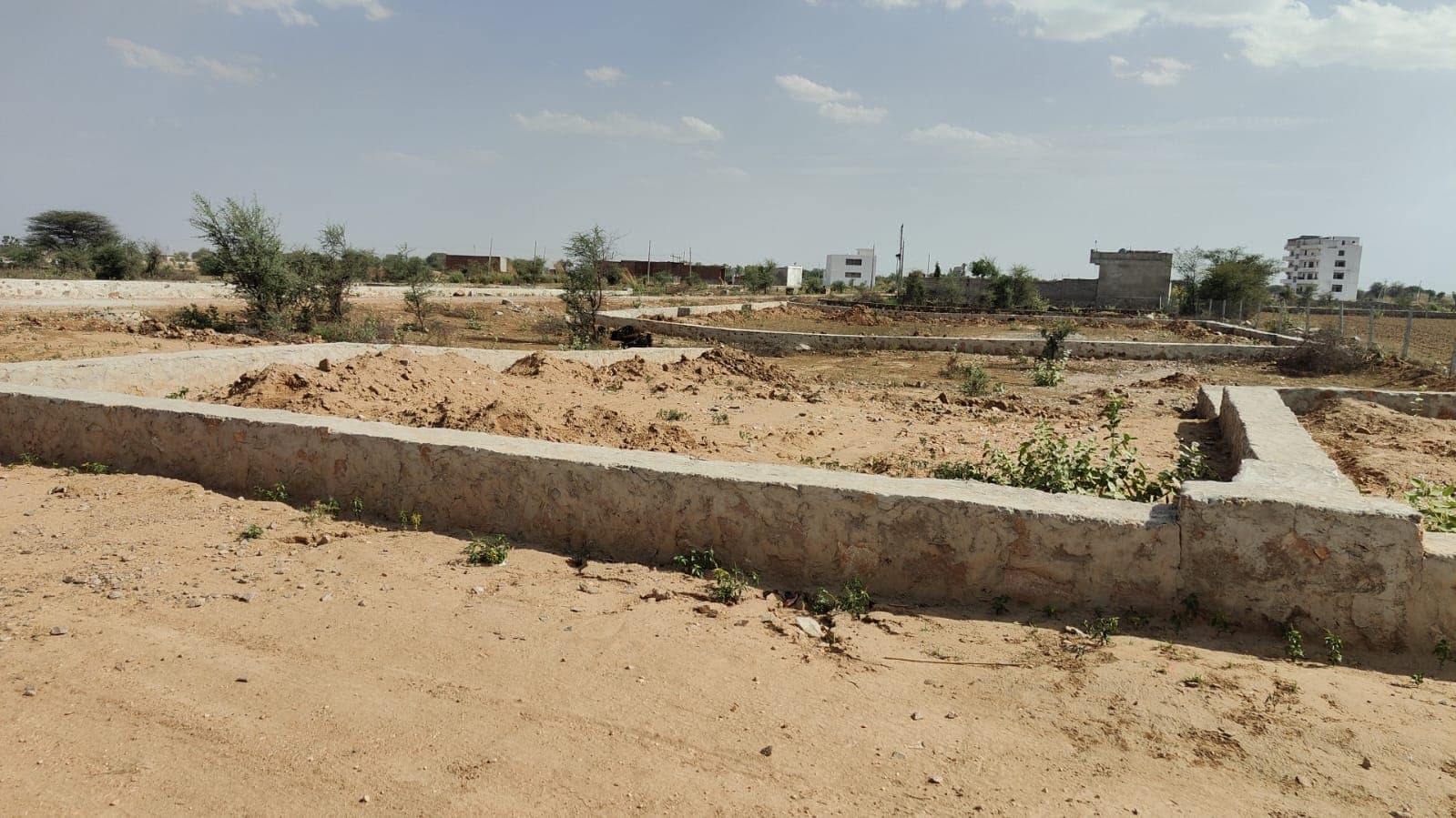 180 square yard, JDA, East, Residential plot is available for sale at Jagatpura — photo 1