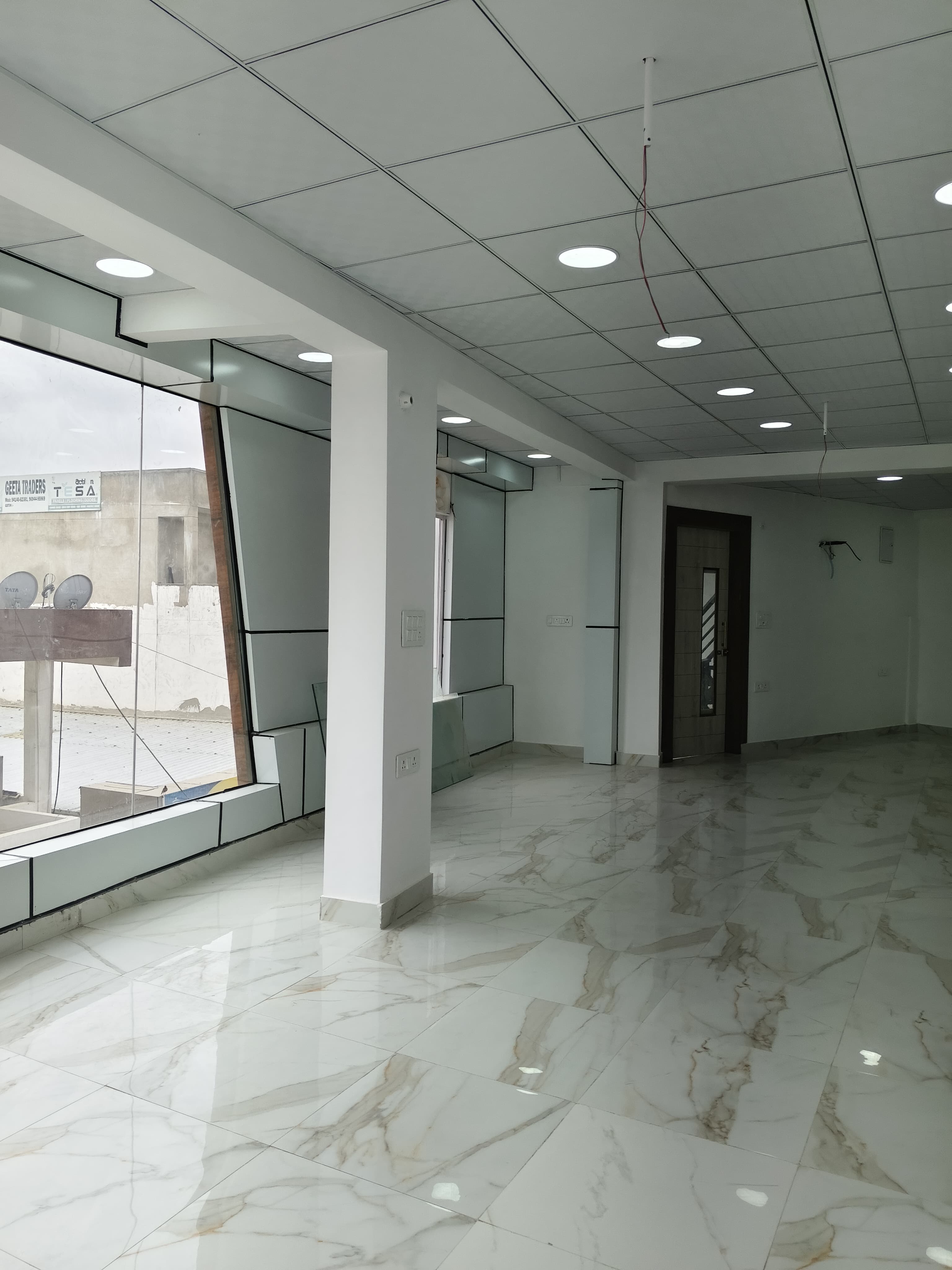 786 square feet, JDA, East, Showroom For rent at Jagatpura — photo 1